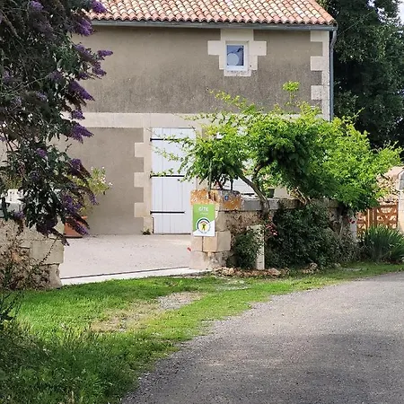 In Guest - Les Vigealieres 3 * Bonnes (Vienne)